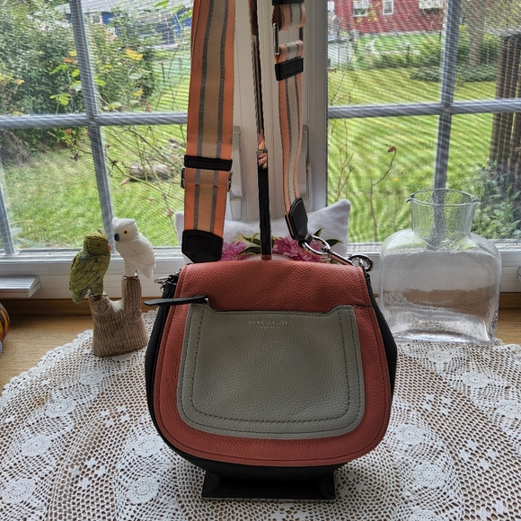 Marc Jacobs Flamingo Multi Color Crossbody - Picture 1 of 13